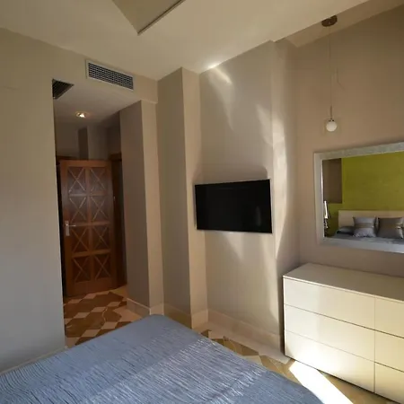 Luxury Apartment With Views To Alcazar, Cathedral And Giralda. Seville Exterior photo