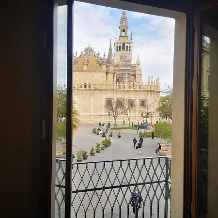 Luxury Apartment With Views To Alcazar, Cathedral And Giralda. Seville Exterior photo