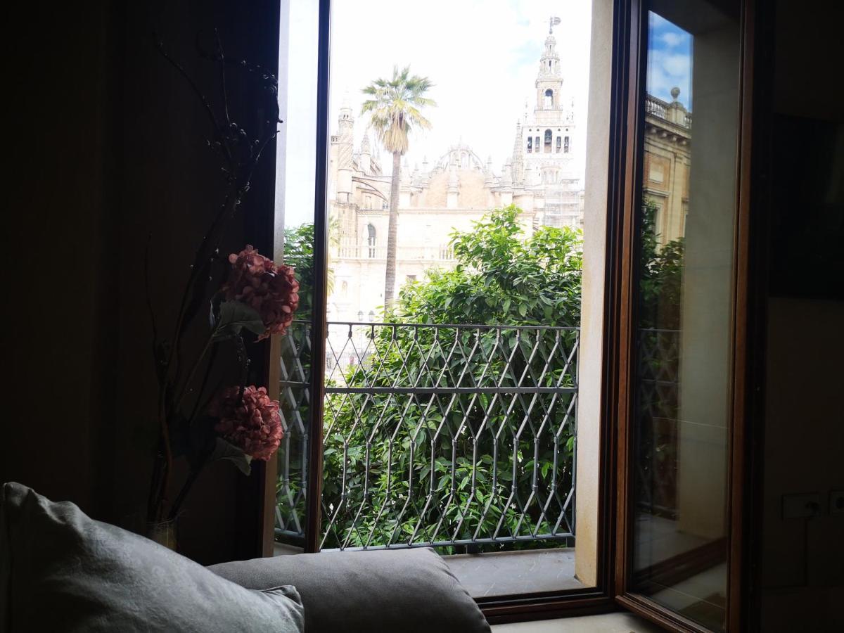 Luxury With Views To Alcazar, Cathedral And Giralda. Apartment *