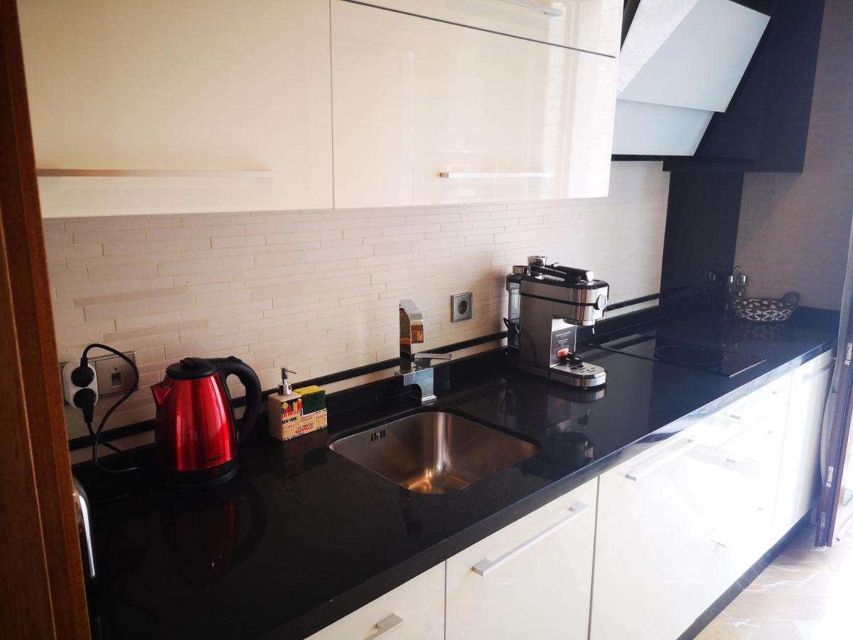 Apartment Luxury With Views To Alcazar, Cathedral And Giralda. Seville